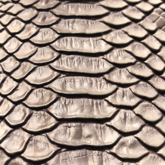 GX By Gwen Steffani - Picture 3 of 7